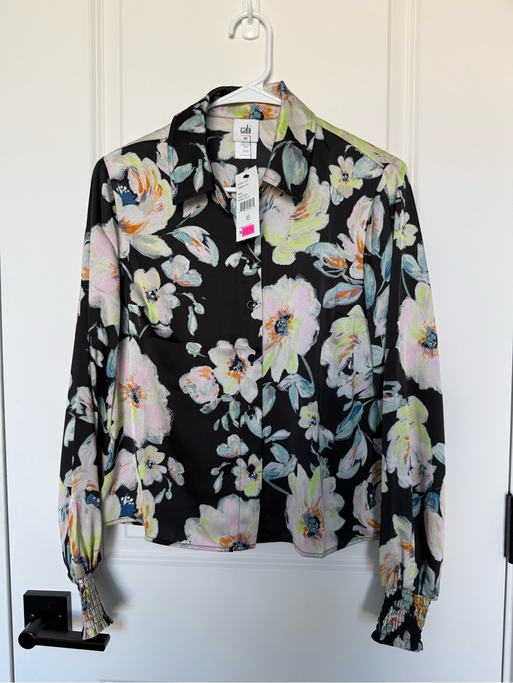 Cabi Zelia Blouse XS NWT Black Floral Button Down Top $99